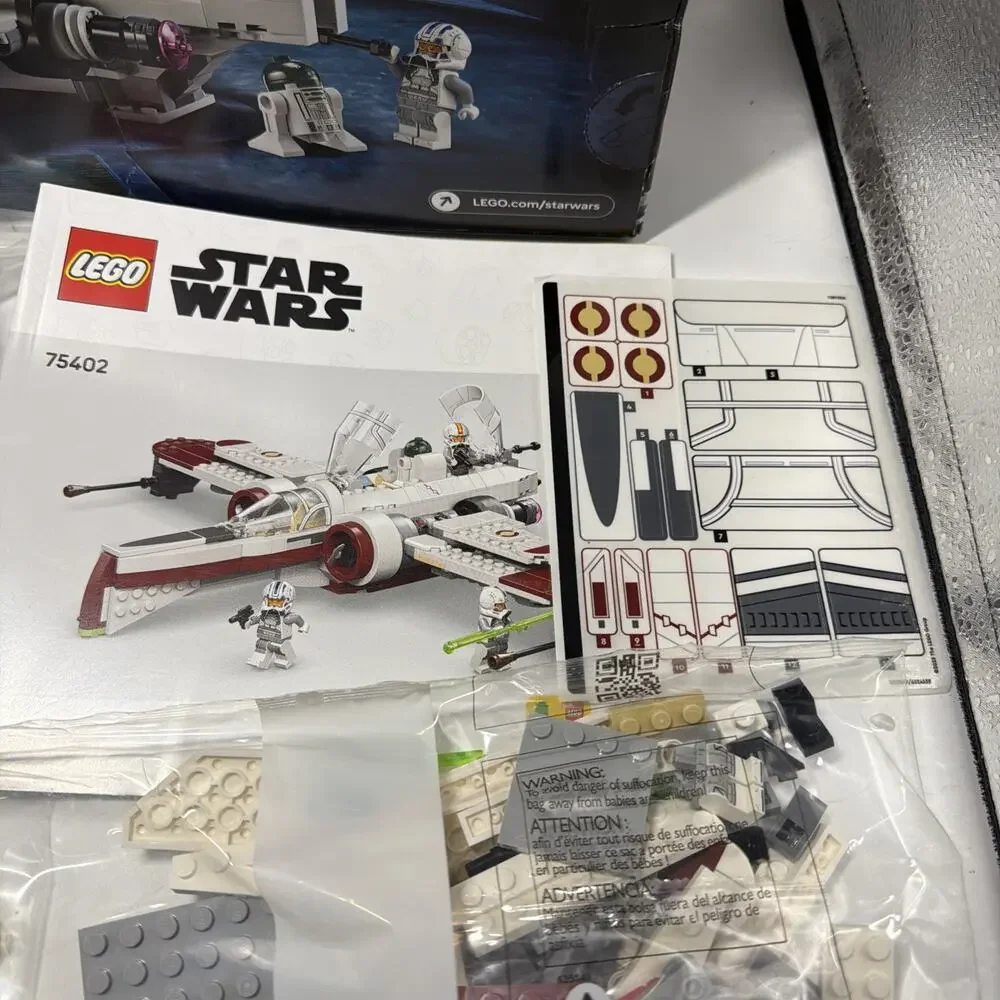 LEGO Star Wars: Revenge of The Sith ARC-170 Starfighter Spaceship,75402 Open Box - Picture 6 of 6